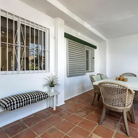2 Bedroom Apartment, Views Of Aloha Golf, Puerto Banus Apartment *