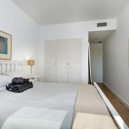 Apartment 2 Bedroom Apartment, Views Of Aloha Golf, Puerto Banus Marbella